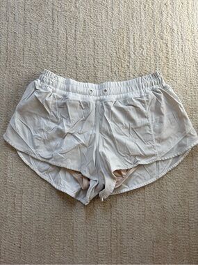 lululemon athletica Cream Double-Layer Running Shorts